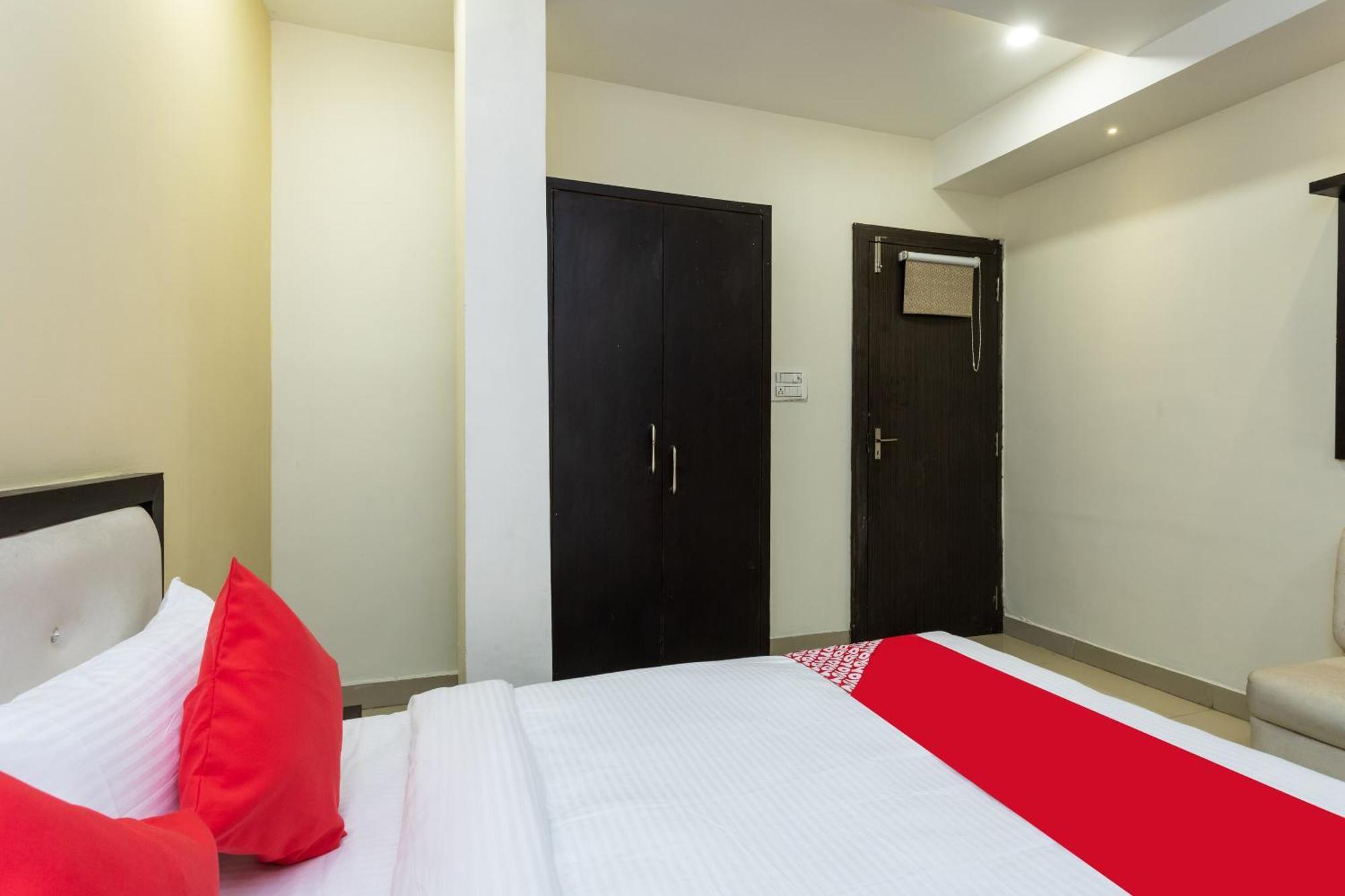 Spot On Hotel Trishla Μποπάλ Εξωτερικό φωτογραφία