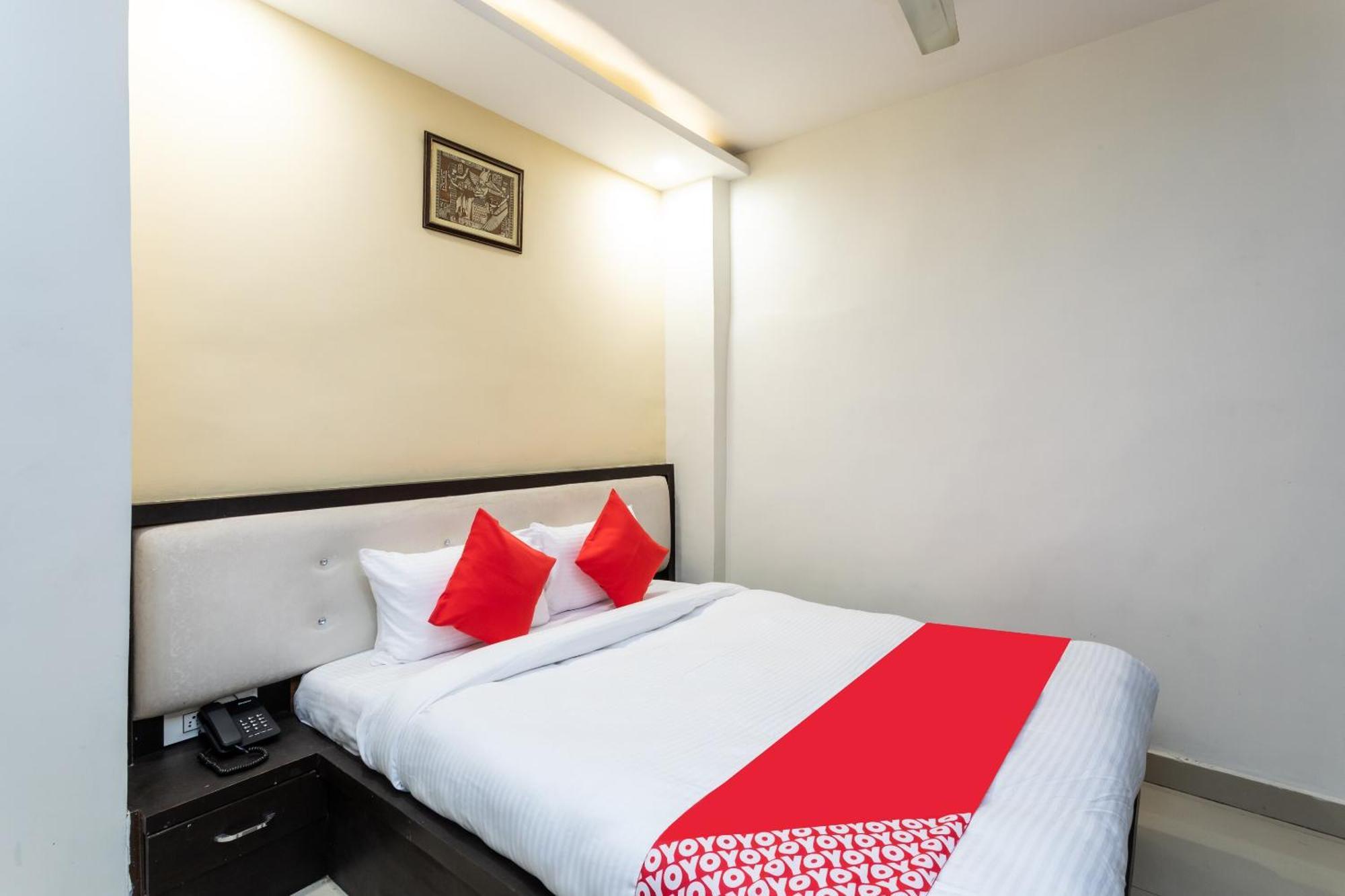 Spot On Hotel Trishla Μποπάλ Εξωτερικό φωτογραφία